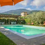 Tuscan Stone With Pool Near Lucca *