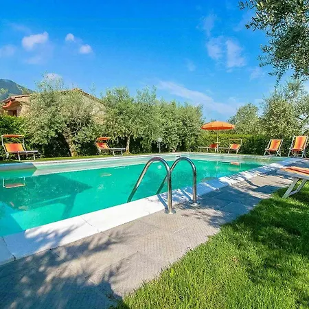 Apartment Tuscan Stone With Pool Near Lucca